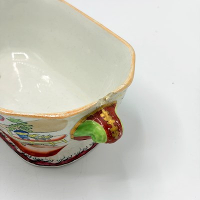 Lot 1167 - Mason's Ironstone "Green Mandarin" or "Chinoiserie" Pattern Dinner Service