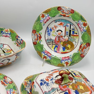 Lot 1167 - Mason's Ironstone "Green Mandarin" or "Chinoiserie" Pattern Dinner Service