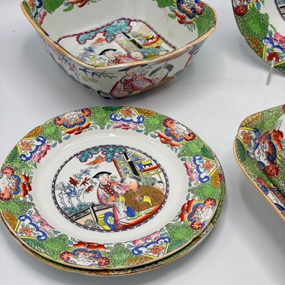 Lot 1167 - Mason's Ironstone "Green Mandarin" or "Chinoiserie" Pattern Dinner Service