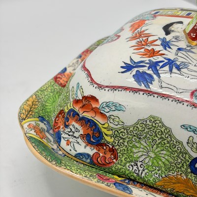 Lot 1167 - Mason's Ironstone "Green Mandarin" or "Chinoiserie" Pattern Dinner Service