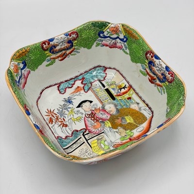 Lot 1167 - Mason's Ironstone "Green Mandarin" or "Chinoiserie" Pattern Dinner Service