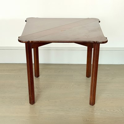 Lot 1189 - Chippendale Style Mahogany Handkerchief Table