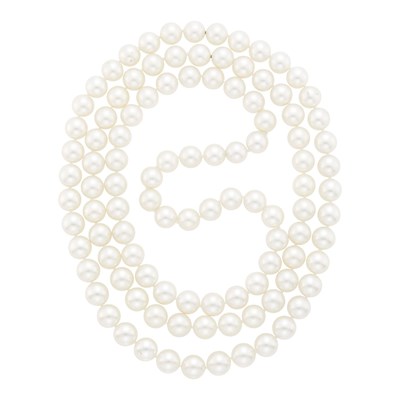 Lot 168 - Three South Sea Cultured Pearl Necklaces/Long Necklace Combination