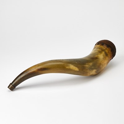 Lot 3 - An American Revolution map-engraved powder horn dated from Ticonderoga in 1777