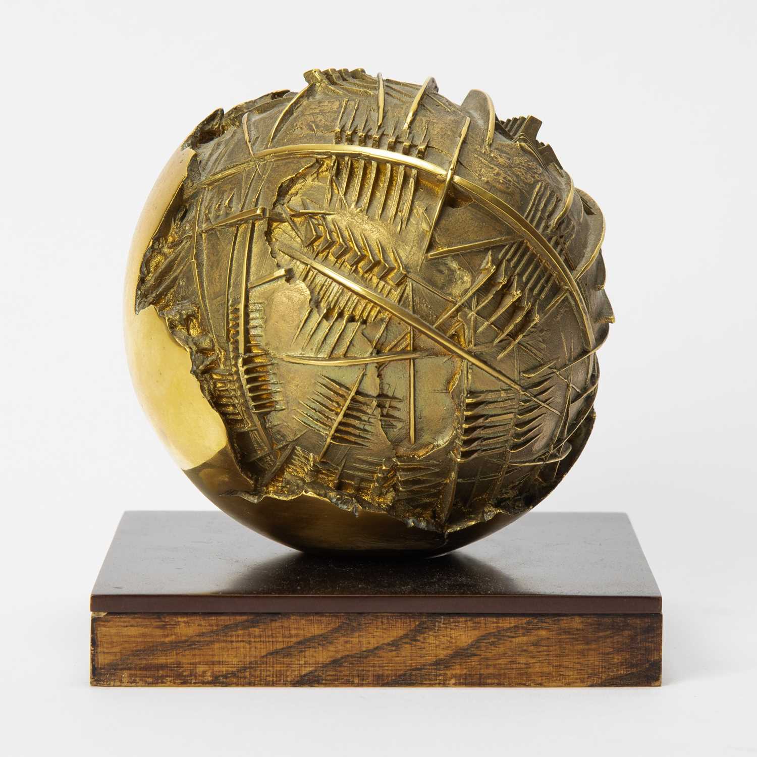 Lot 93 - Arnaldo Pomodoro