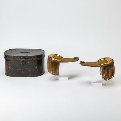 Lot 225 - A pair of antique military epaulets