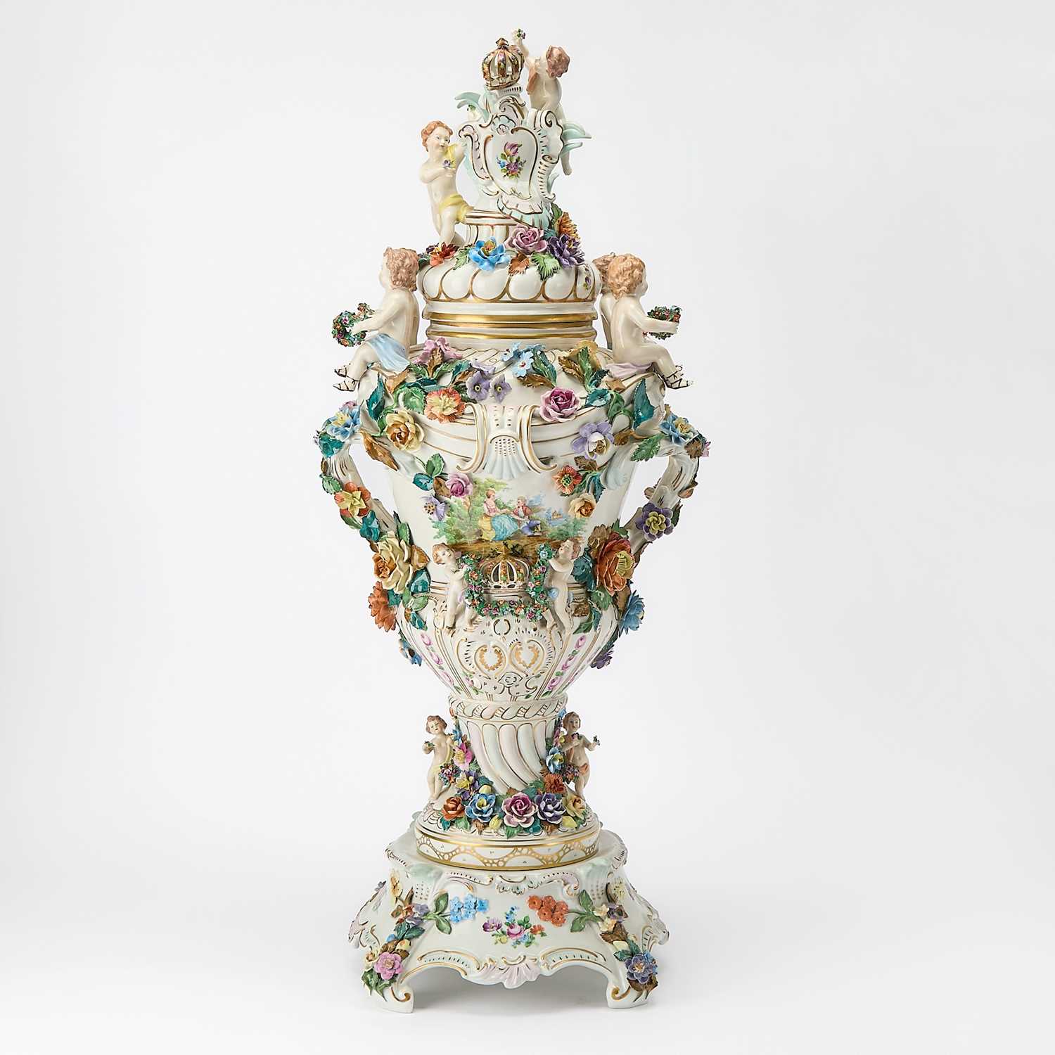Lot 664 - Dresden Porcelain Figural and Flower Encrusted Vase