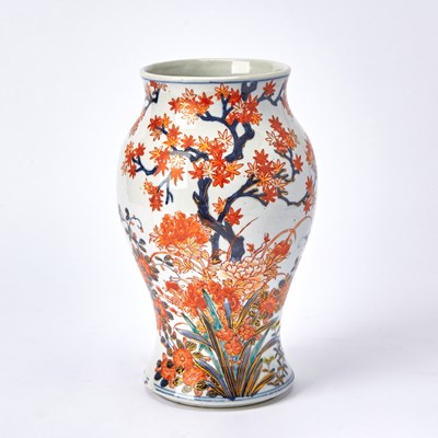 Lot 428 - Chinese Export Imari Porcelain Vase