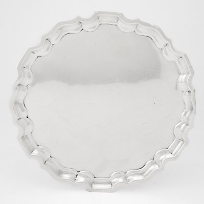 Lot 209 - Graff, Washbourne & Dunn Sterling Silver Tray