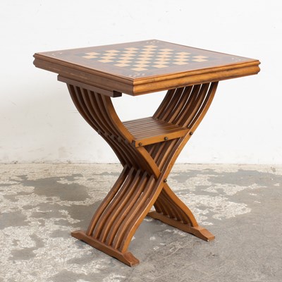 Lot 93 - Savonarola Games Table