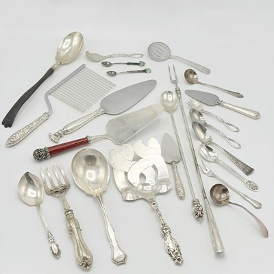 Lot 1221 - Miscellaneous Group of Sterling Silver and Silver-plated Serving Pieces