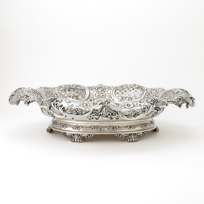 Lot 20 - Tiffany & Co. Sterling Silver Centerpiece Bowl