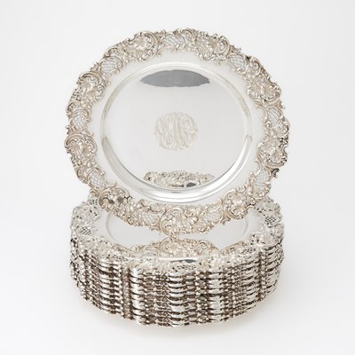 Lot 21 - Set of 12 American Sterling Silver Lunch Plates