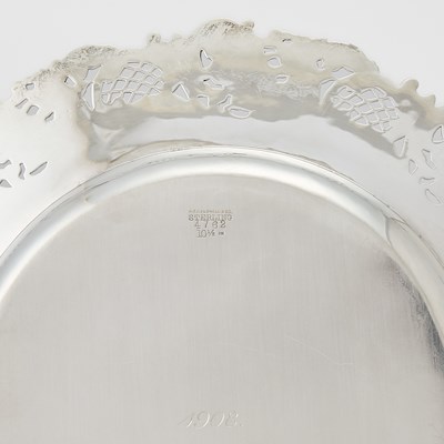 Lot 21 - Set of 12 American Sterling Silver Lunch Plates