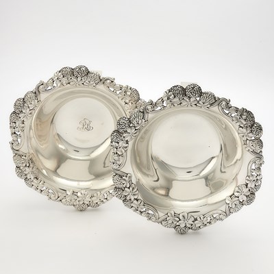 Lot 22 - Two Tiffany & Co. Sterling Silver Clover Pattern Bowls