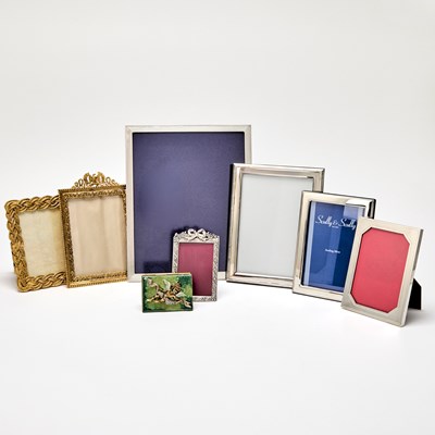 Lot 30 - Group of Eight Varied Picture Frames
