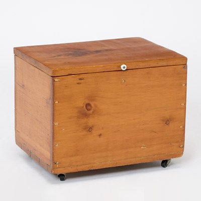 Lot 105 - Pine Storage Box