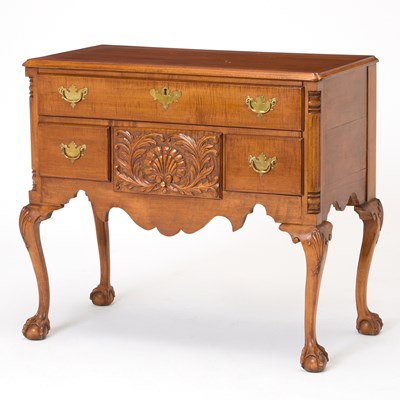 Lot 148 - Chippendale Style Tiger Maple Dressing Table