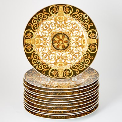 Lot 317 - Set of Twelve Versace for Rosenthal Porcelain "Barocco" Pattern Service Plates