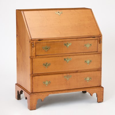 Lot 166 - Chippendale Tiger Maple Slant Lid Desk