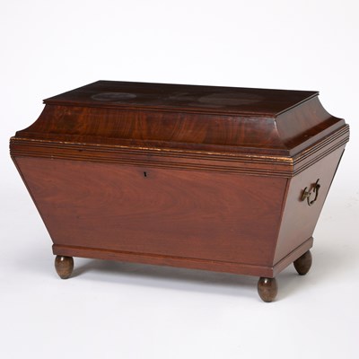 Lot 162 - Classical Figured Mahogany Cellarette
