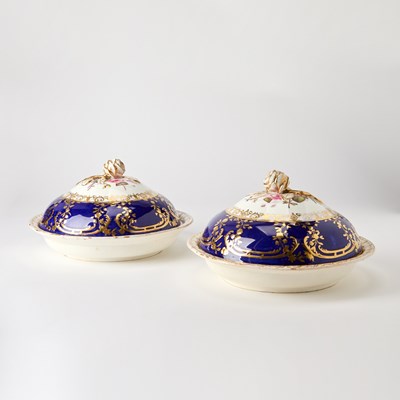 Lot 150 - Pair of English Porcelain Blue-Ground Vegetable Dishes and Covers