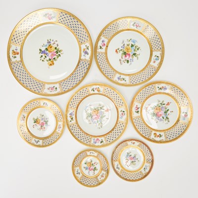Lot 717 - Richard Ginori Porcelain "Pompadour" Pattern Partial Dinner Service