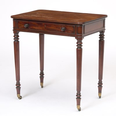 Lot 572 - Regency Mahogany Chamber Table