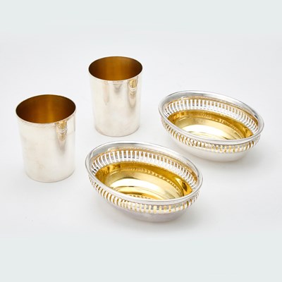 Lot 63 - Pair of Italian Silver Bowls and Pair of Continental Silver Beakers