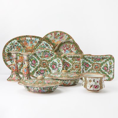 Lot 414 - Group of Chinese Rose Medallion Porcelain Table Articles