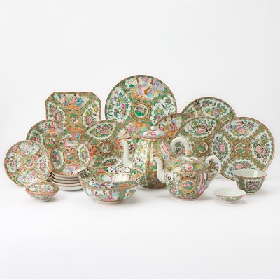 Lot 433 - Group of Chinese Rose Medallion Porcelain Table Articles