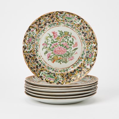 Lot 409 - Set of Seven Chinese Famille Rose Plates