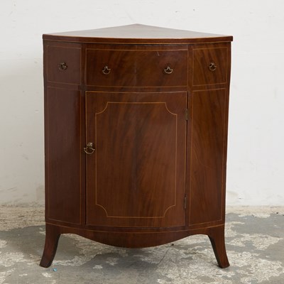 Lot 96 - George III Mahogany Corner Cabinet