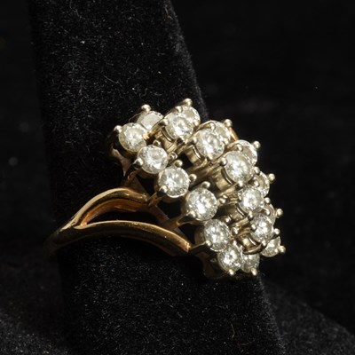 Lot 331 - 14KT Gold Diamond Ring