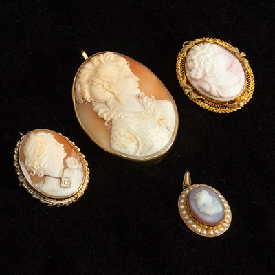 Lot 340 - Group of Gold Cameo Brooches and Pendant