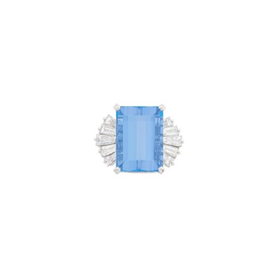 Lot 169 - Oscar Heyman Brothers Platinum, Aquamarine and Diamond Ring