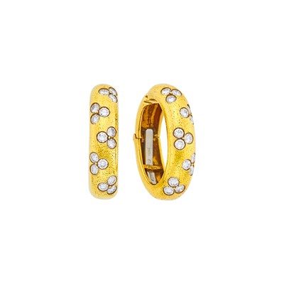 Lot 19 - David Webb Pair of Hammered Gold and Diamond Hoop Earclips