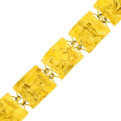Lot 83 - Gold Figural Bracelet with Toggle Clasp