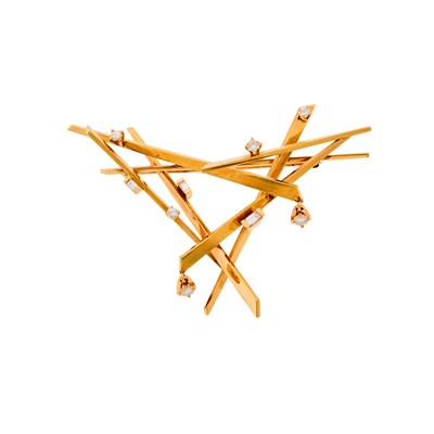 Lot 2033 - Charles March Gold and Diamond Brooch