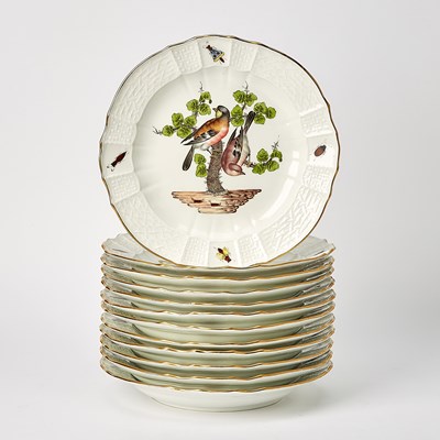 Lot 664 - Set of Twelve Meissen Ornithological Porcelain Dinner Plates