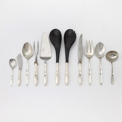 Lot 139 - Towle Sterling Silver "Rose Solitaire" Pattern Flatware Service