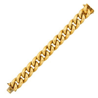 Lot 64 - Gold Curb Link Bracelet