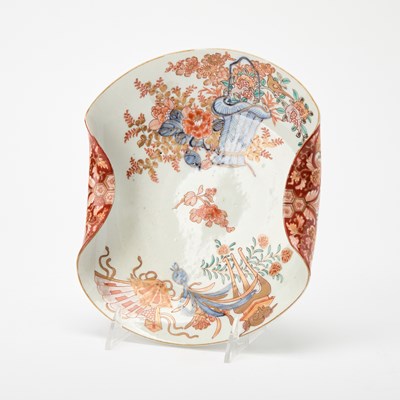Lot 308 - Japanese Arita Porcelain Dish