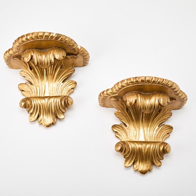Lot 306 - Pair of Italian Carved Pottery Acanthus Leaf Brackets