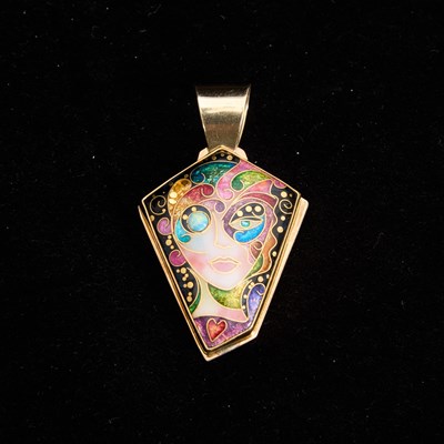 Lot 202 - Alexa and Peter Smarsh 14KT and Enamel Pendant