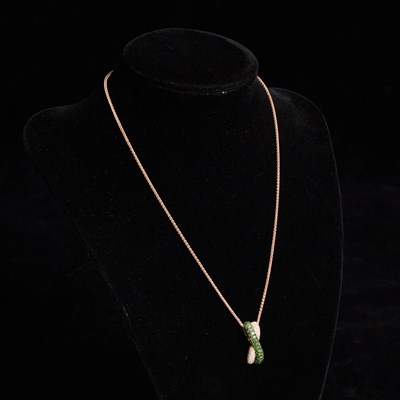 Lot 208 - 14KT Gold Chain Pendant Necklace