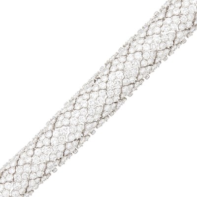 Lot 272 - David Webb Platinum and Diamond Bombé Bracelet