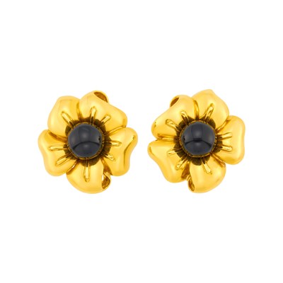 Lot 1132 - Chantecler Capri Pair of Gold and Black Onyx Flower Earclips