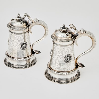 Lot 123 - Pair of Edward VII Sterling Silver Covered Tankards