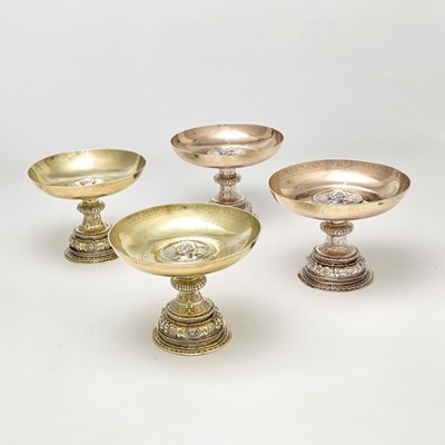 Lot 124 - Set of Four Edward VII/ George V Sterling Silver Renaissance Revival Style Coupes